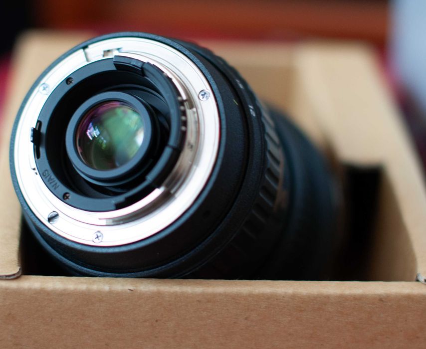 Vand 2 obiective (tokina si sigma) pentru Nikon, fara schimb!