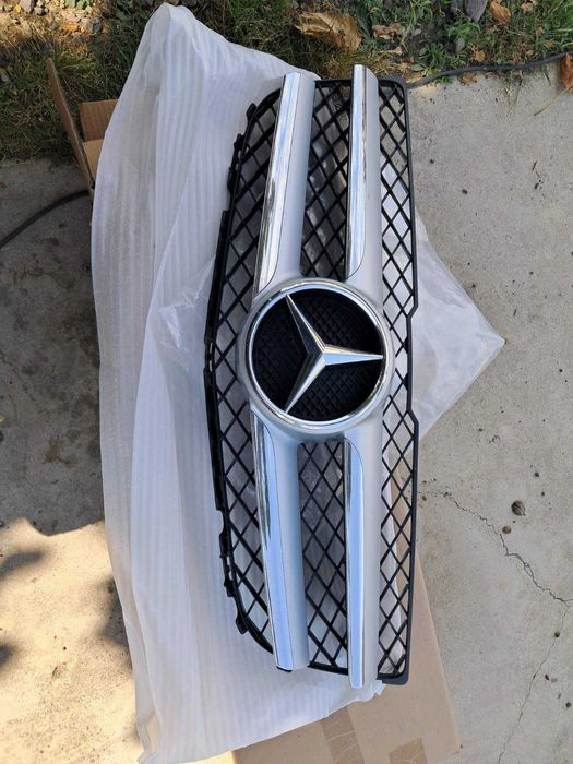 Оригинална решетка за Mercedes GLK