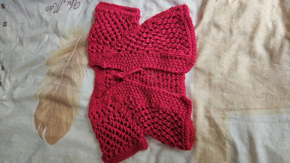 Hainute tricotate manual pentru copii