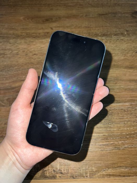 Продаётся iphone 15pro оригинал, 256гб, емкость 86%