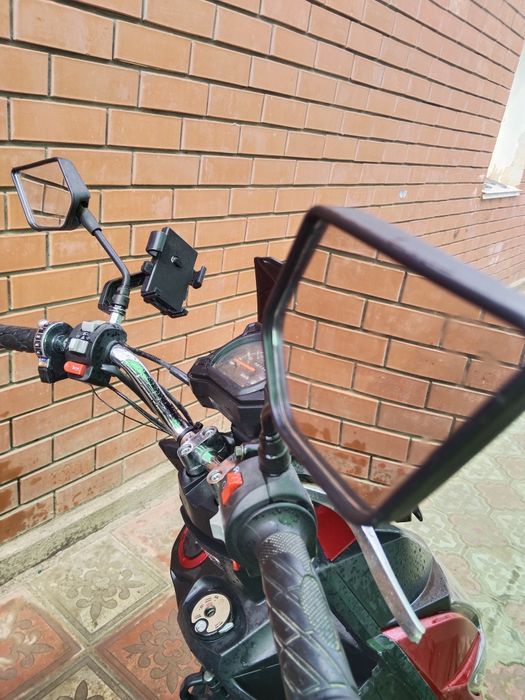 Скутер  мотоцикл