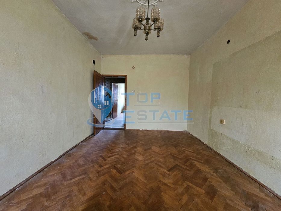 Продава се Четиристаен апартамент в Полски Тръмбеш - 142 кв.м за 293 €/кв.м - Снимка #6