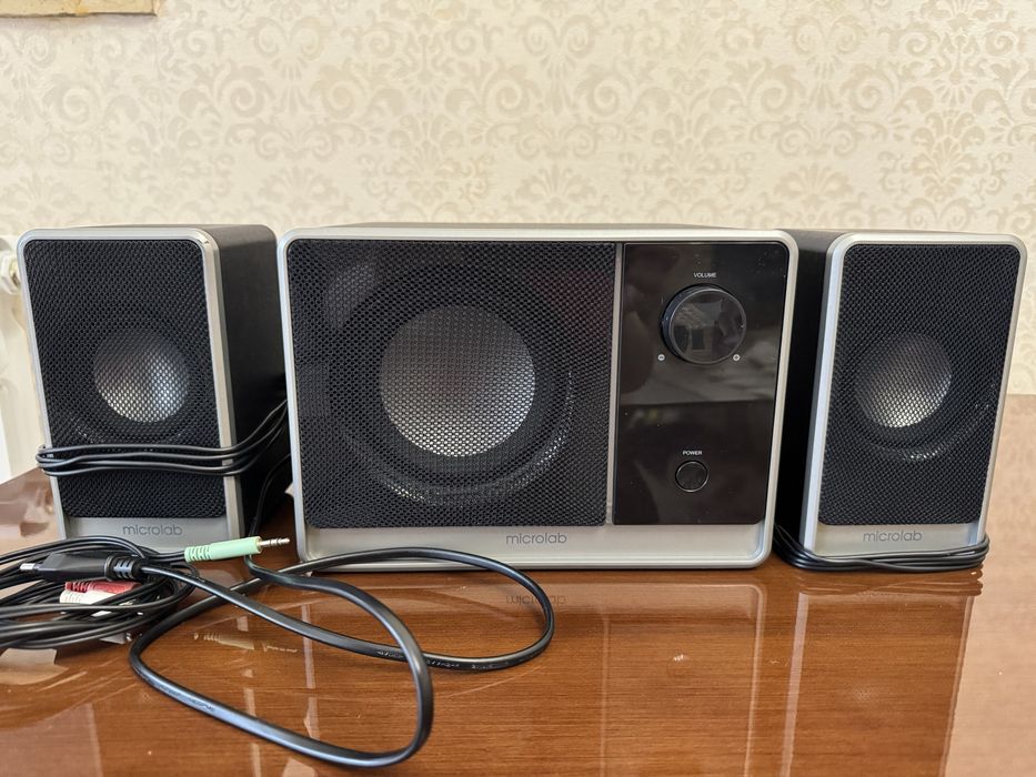 Продам НОВЫЕ акустические  колонки «Microlab» M600, Оригинал.