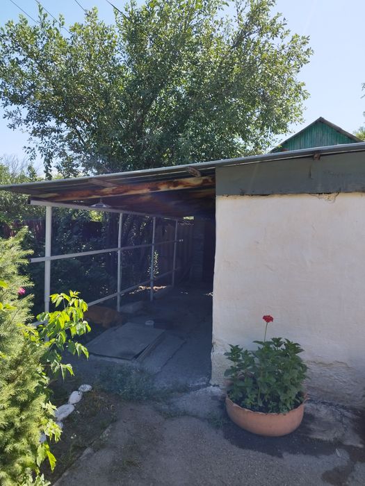 Продам дом делимый учаске