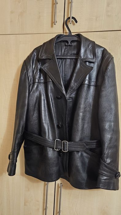 Vand geaca de piele de barbati