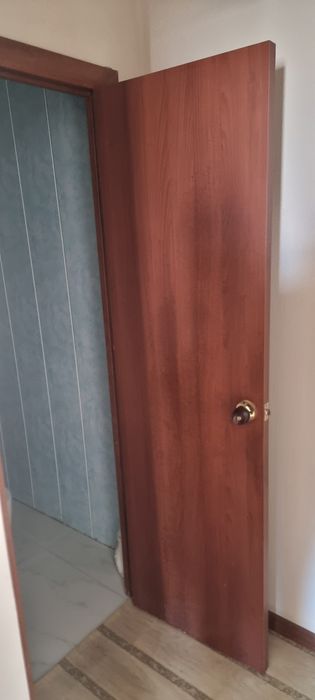 Продам бу двери 2шт