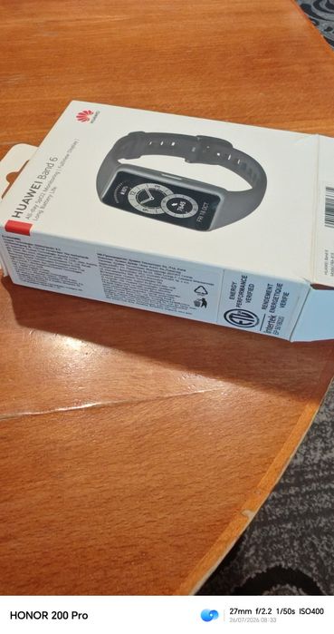Huawei Band 6 чисто нова