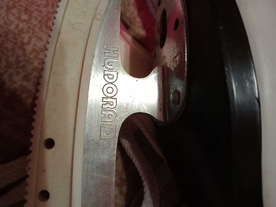 Продам коньки, Германия, 36 размер, оригинал