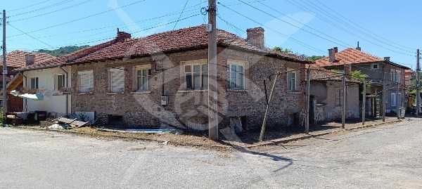 Къща в с.Първенец