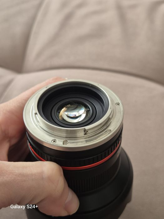 Обектив 12 мм sony