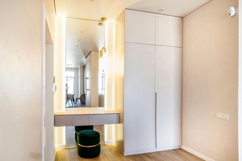 Шкаф на заказ  .