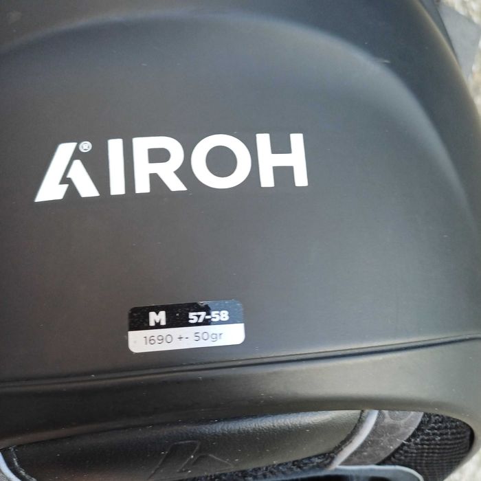 Модуларна каска AIROH Specktre black matt с вграден интерком