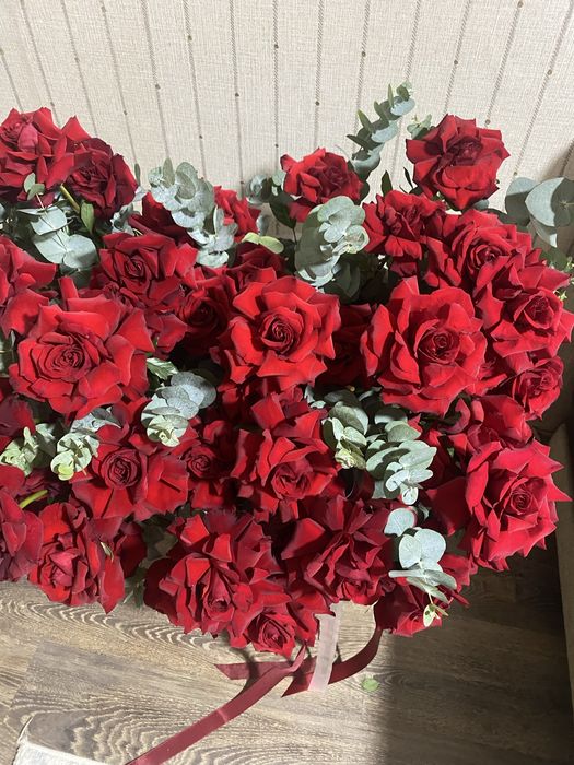 Цветы свежие огромный