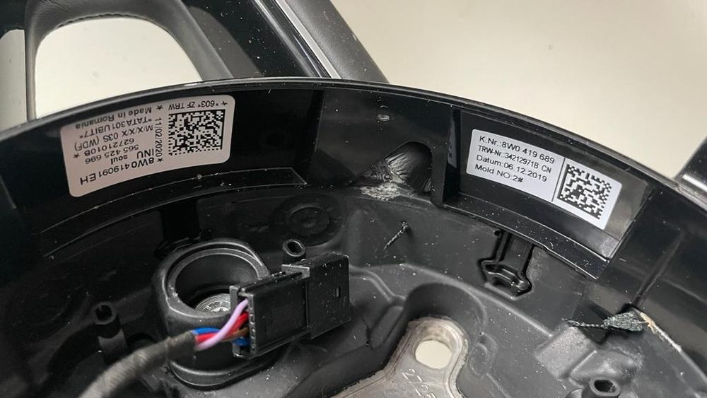Volan Audi a4 2015> b9 Nou 8w0419689