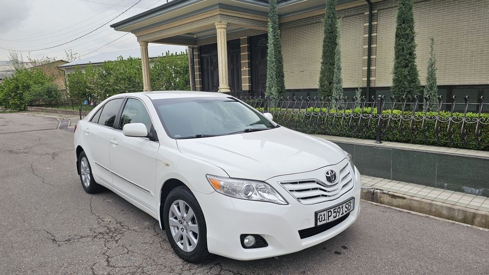 Sotiladi Toyota camry 2008  probeg  305000