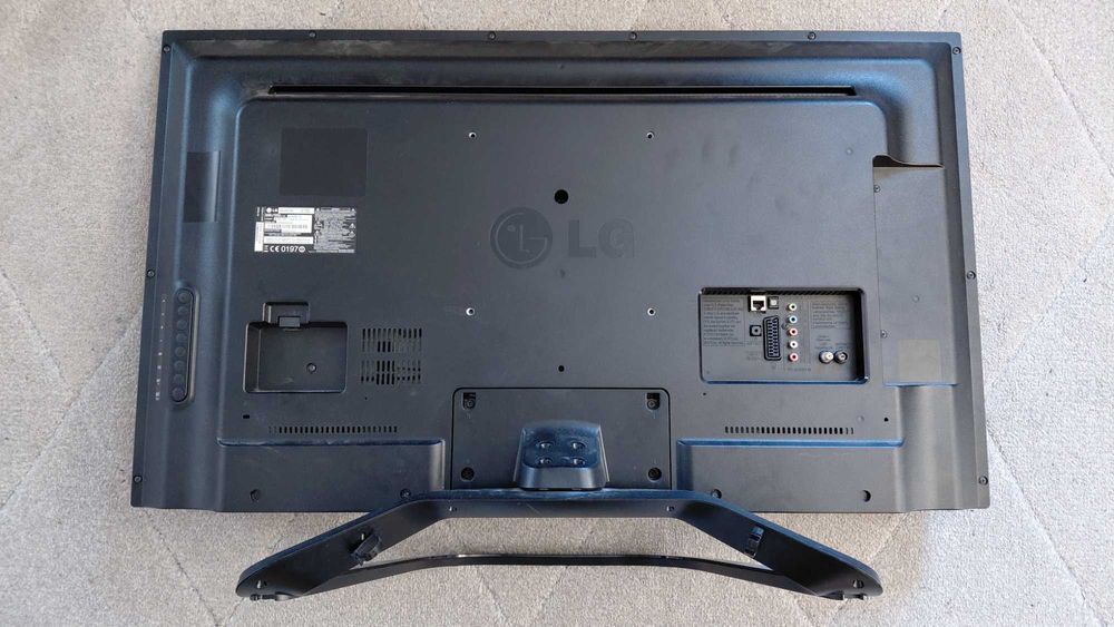 Телевизор LG 42 LN5758