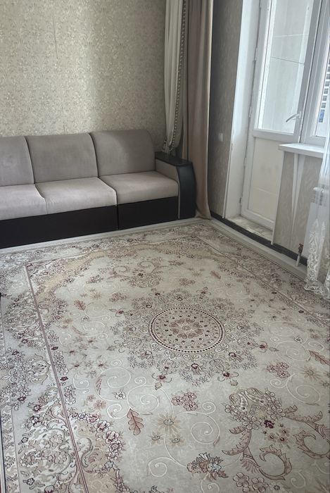 Ковер 2.5х3.5 м отличное состояние