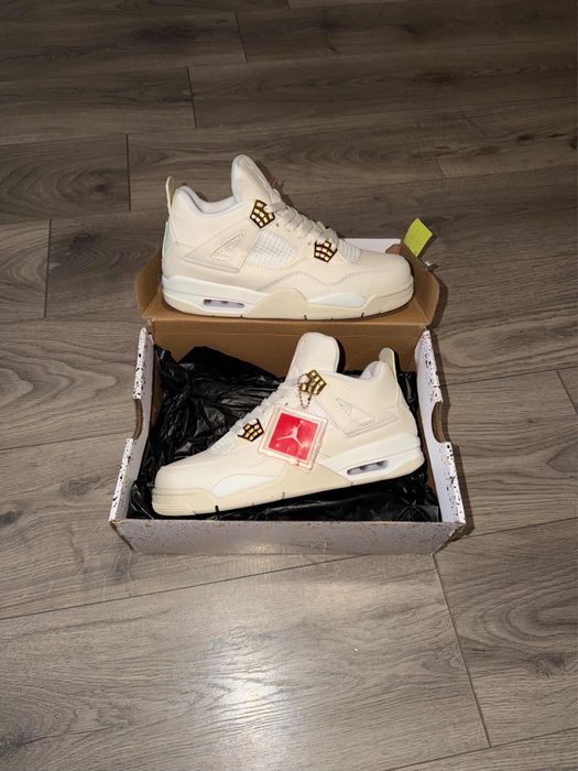 Jordan 4.
