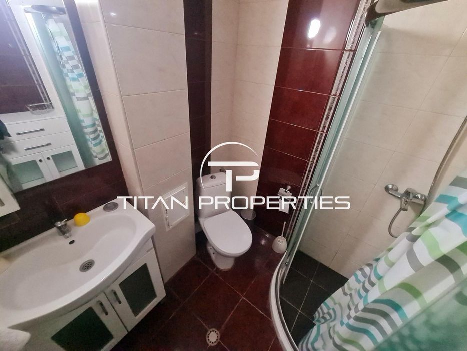 Дава се под наем Двустаен апартамент в Бургас, Център - 60 кв.м за 408 € - Снимка #6