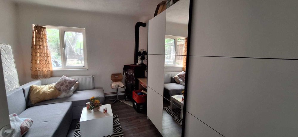 Vand casa in oras Buziaș