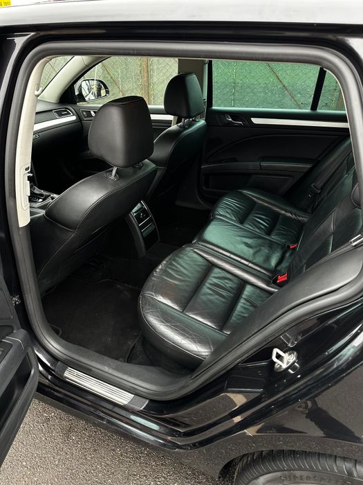 Skoda Superb 2.0TDI Automat An 2011