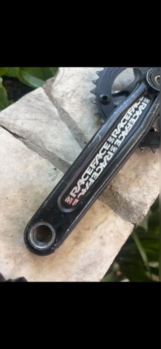 Курбели RaceFace 175mm 73mm