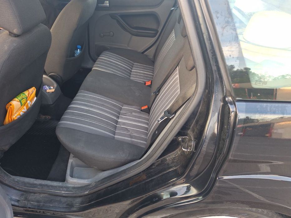 Ford Focus 1.4 бензин