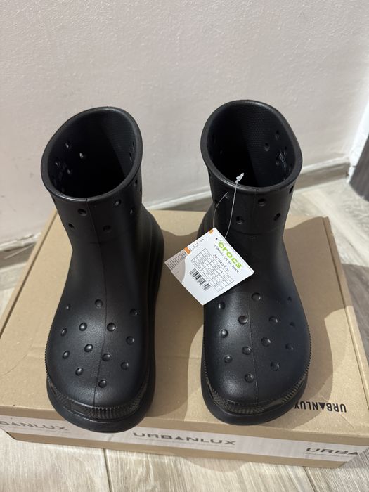 Crocs crush boot