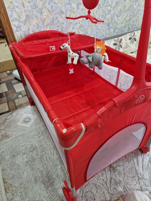 Продам детскую кроватку