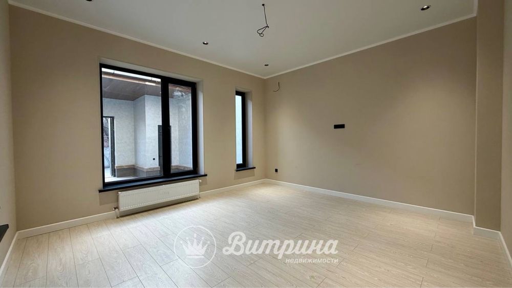 Коттедж в махалле Амира Темура , 5 комнатный  на 2-х сотках