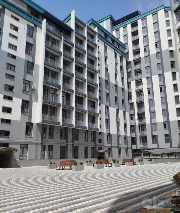 1-комн. 38 м² ЖК Yakkasaroy Palace, 9/9, потолки 3.4, торг