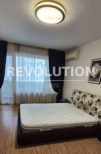 Дава се под наем Тристаен апартамент в Варна, Трошево - 80 кв.м за 498.27 € - Снимка #3