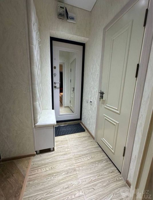 Хамза метро.  1в2комн. Кирпич евро