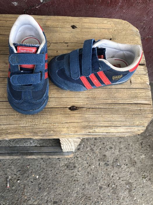 Adidas copii mărimea 21