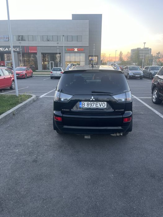 Mitsubishi outlander