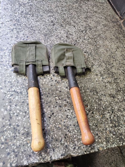 Военна лопатка ..