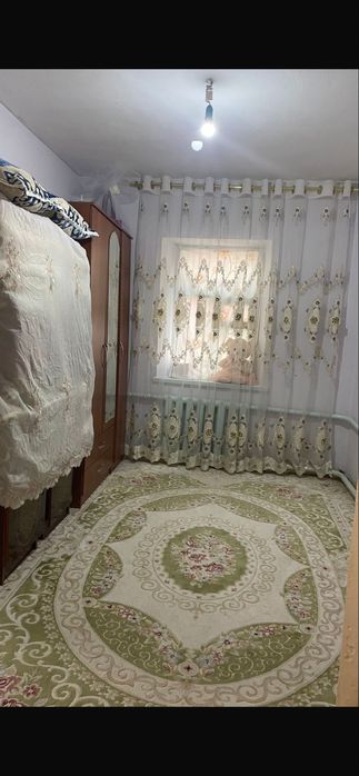 Жеке үй қаланың ортасында