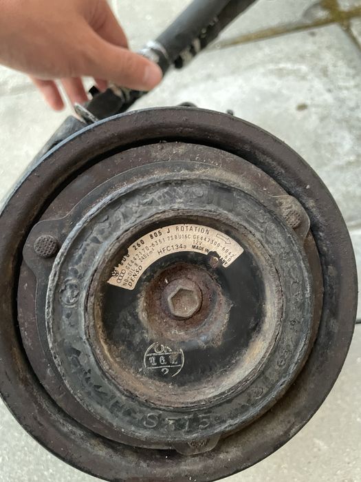 Компресор климатик пасат B5.5 1.8T AWT