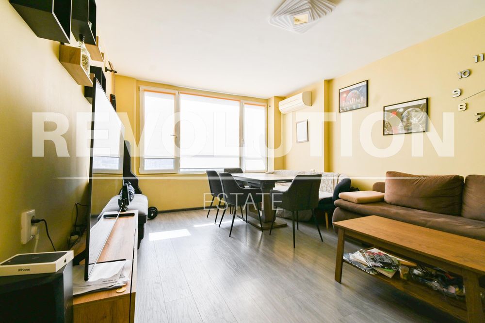 Продава се Двустаен апартамент в София, Сухата река - 52 кв.м за 3270 €/кв.м - Снимка #1