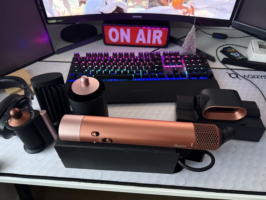 Perie par Dyson HS08 cu functie Bluetooth