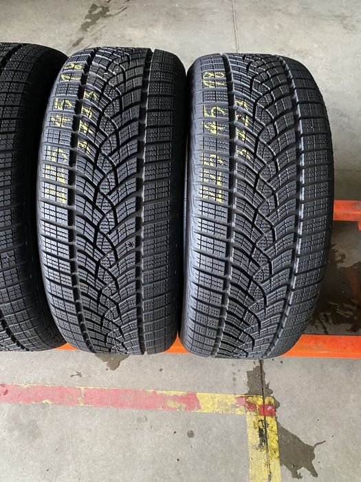 Anvelope iarna 225/45/18 Goodyear Ultra Grip Performance 225 45 18 R18