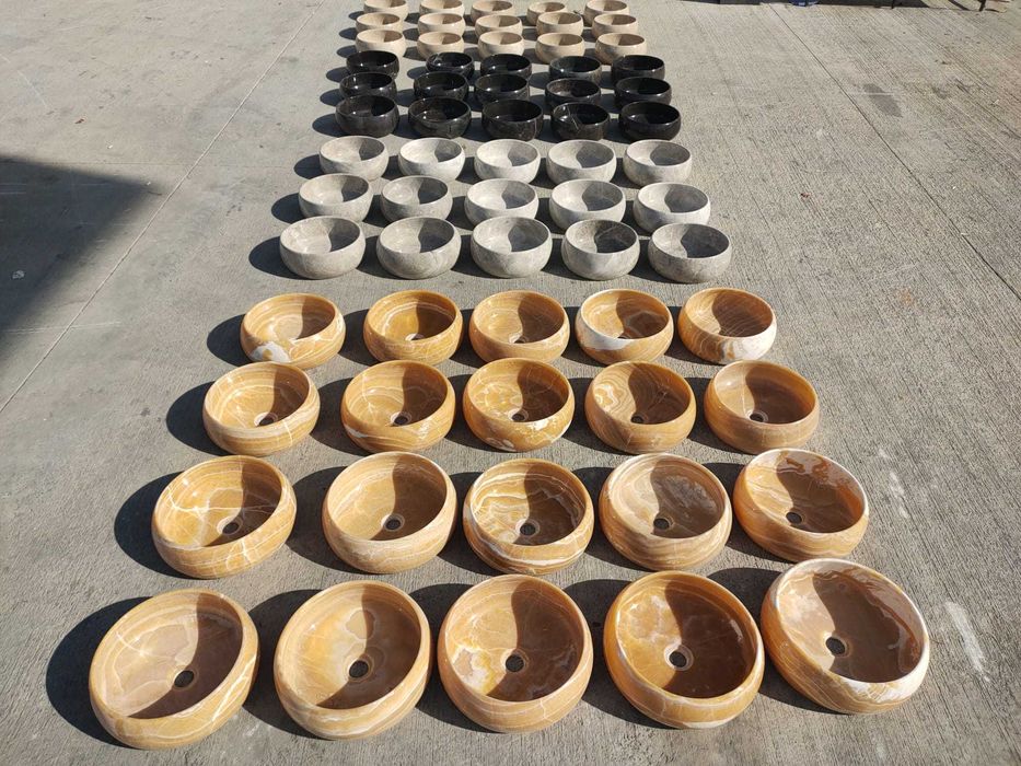 Vindem lavoare din piatra naturala, marmura, travertine, onyx