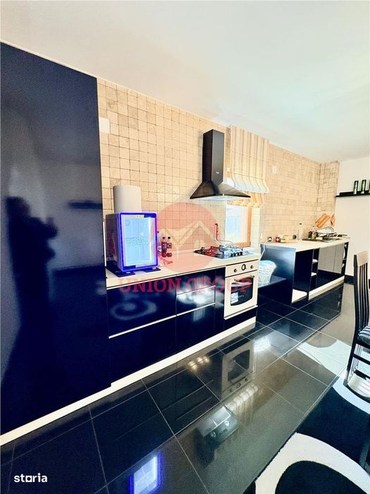 Apartament 3 Camere Decomandat de Inchiriat Anda