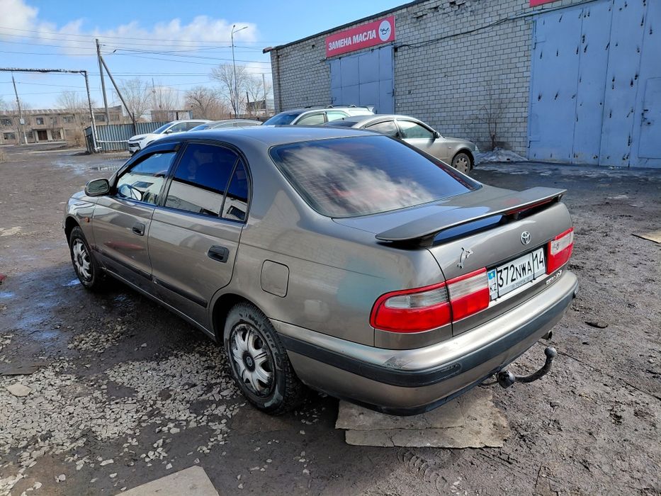 Продам Toyota Carina e