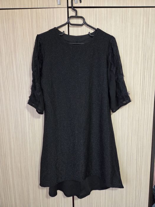 Дамска рокля  ,.