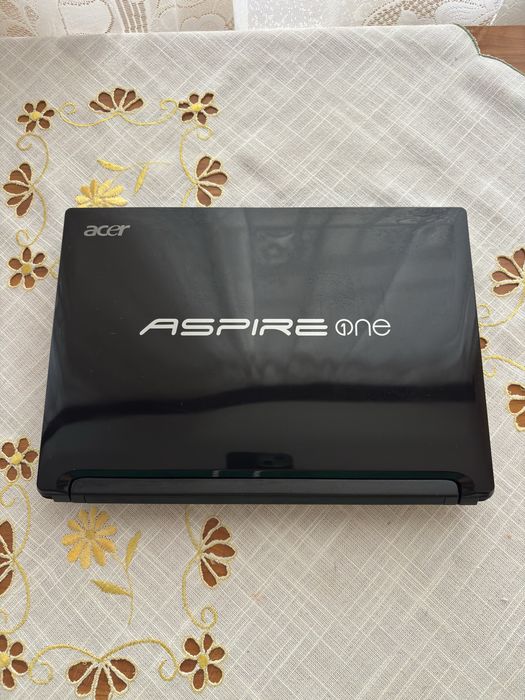 Acer Aspire One 522 (mini laptop)