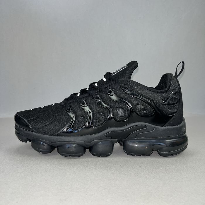Nike Vapormax Plus "Triple Black"! НОВИ!