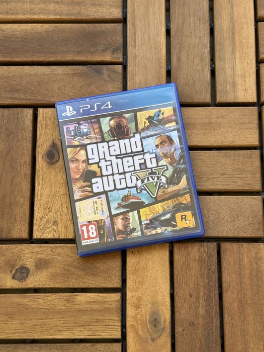 Grand Theft Auto V (GTA 5) - PS4