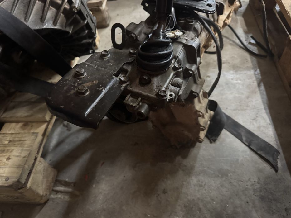 Скоростна кутия Сузуки Витара 2.0 хди Suzuki Vitara 2,0 hdi