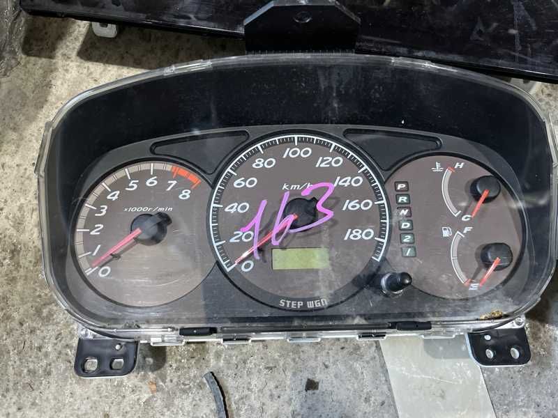 Щиток приборов Honda Stepwgn